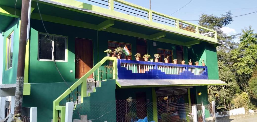 Greenery Homestay Дарджилинг Экстерьер фото